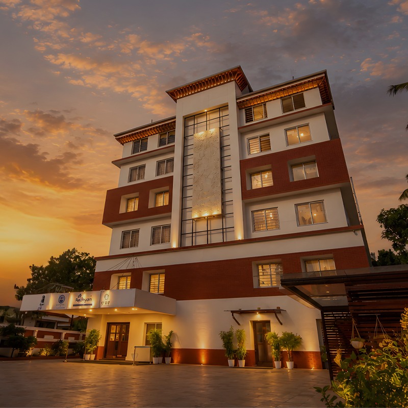 Radheyam Hotel, Guruvayur