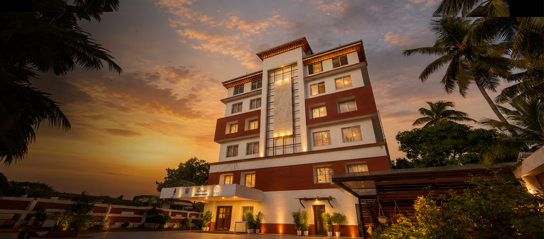 Radheyam Hotel exterior, Guruvayur